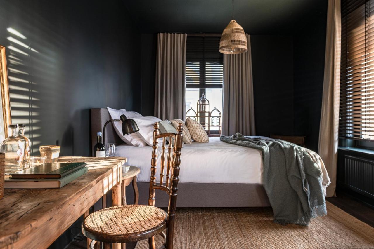 The Bank 1869 - Unique Guestrooms In The Historic Center Of 브뤼헤 외부 사진