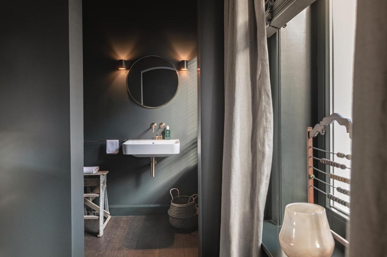 The Bank 1869 - Unique Guestrooms In The Historic Center Of 브뤼헤 외부 사진