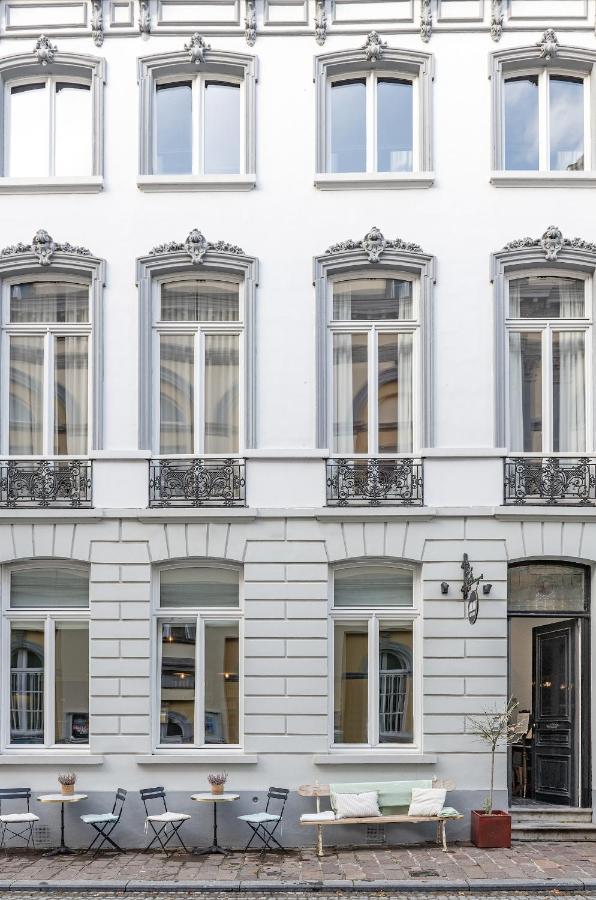 The Bank 1869 - Unique Guestrooms In The Historic Center Of 브뤼헤 외부 사진