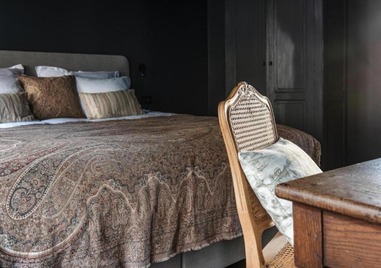 The Bank 1869 - Unique Guestrooms In The Historic Center Of 브뤼헤 외부 사진