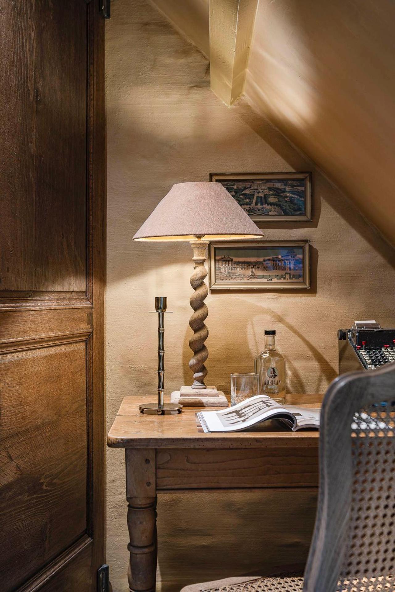 The Bank 1869 - Unique Guestrooms In The Historic Center Of 브뤼헤 외부 사진